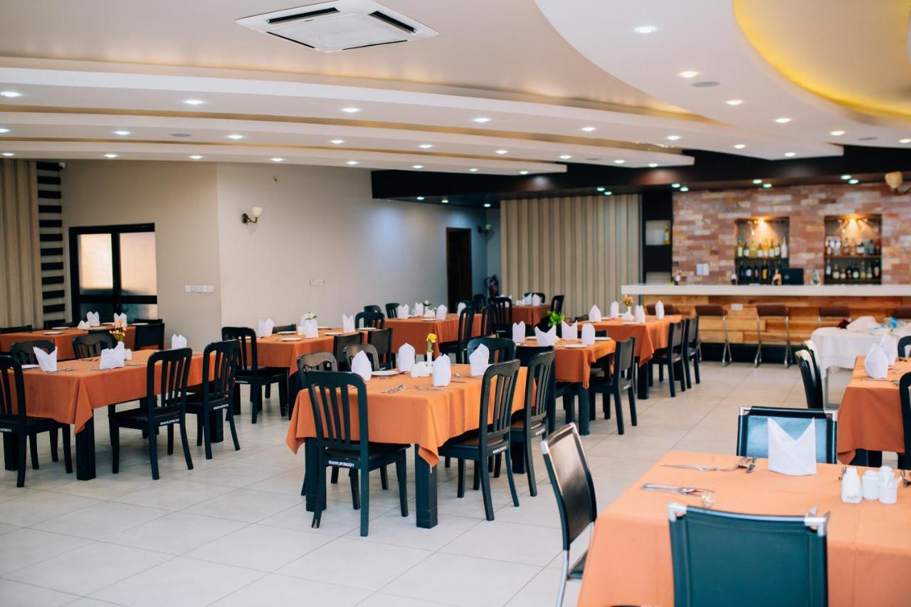 Gold Crest Hotel Mwanza Ngoại thất bức ảnh