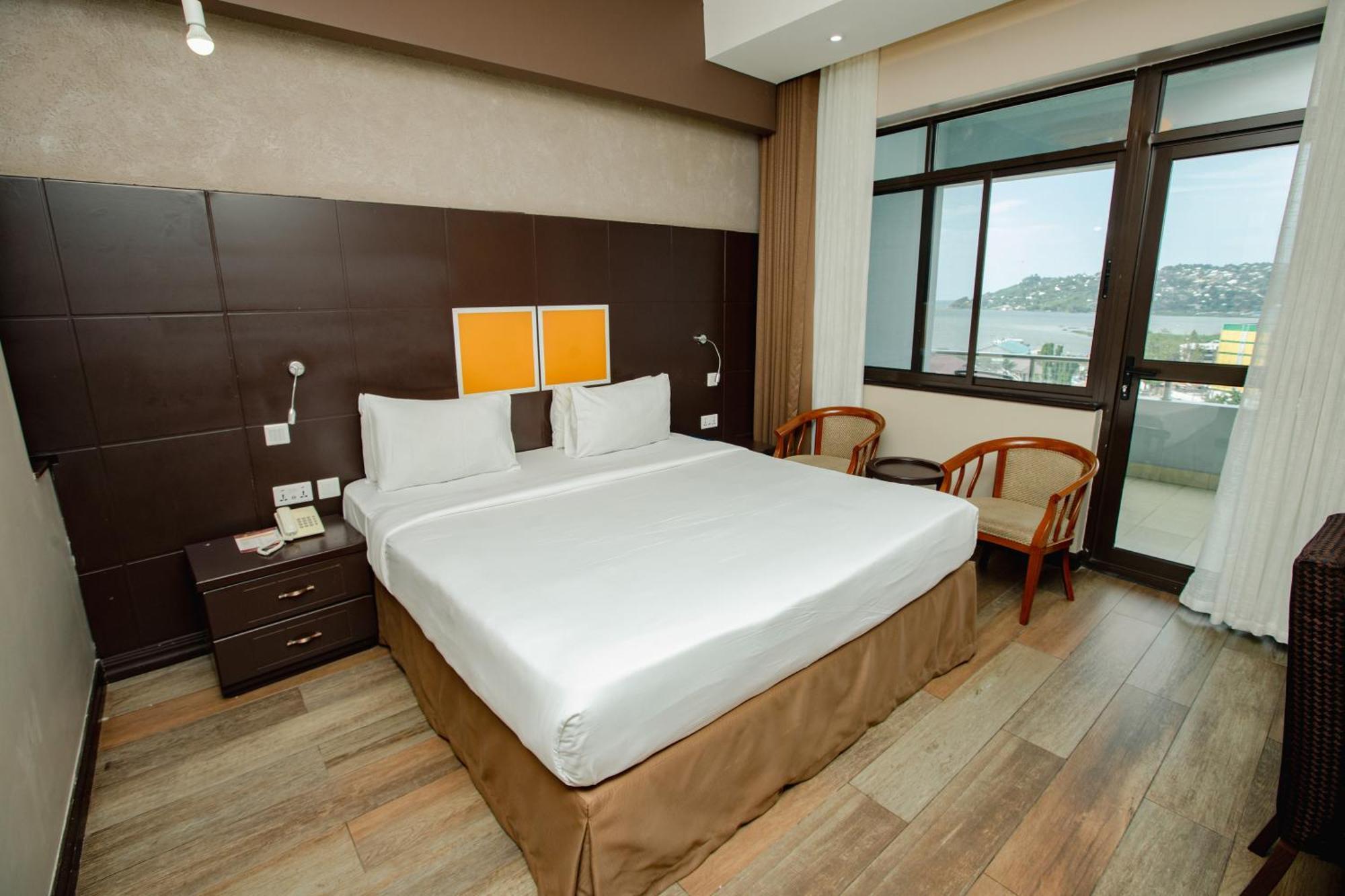 Gold Crest Hotel Mwanza Ngoại thất bức ảnh