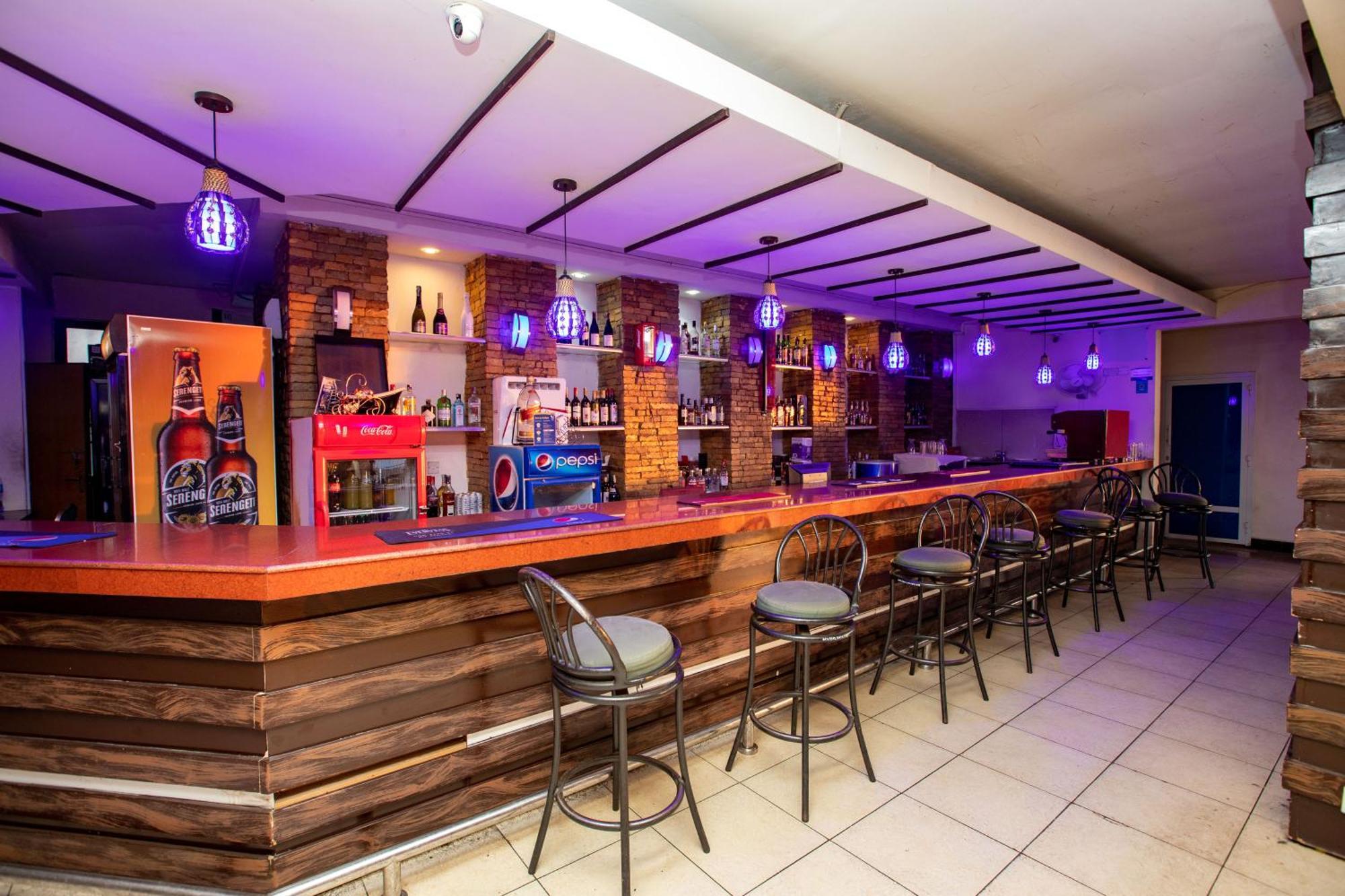 Gold Crest Hotel Mwanza Ngoại thất bức ảnh