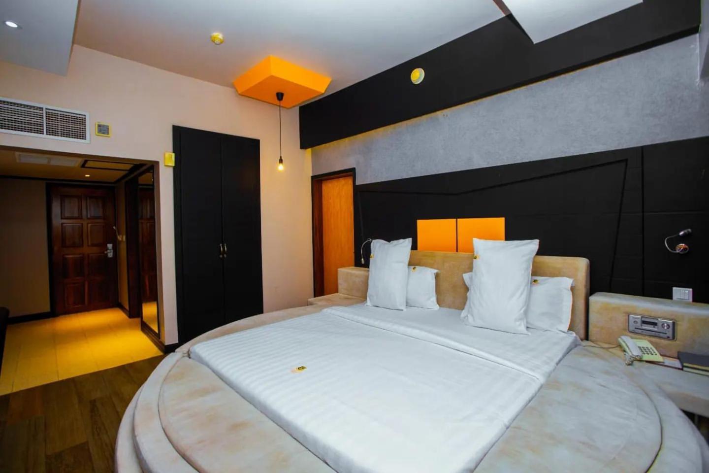 Gold Crest Hotel Mwanza Ngoại thất bức ảnh